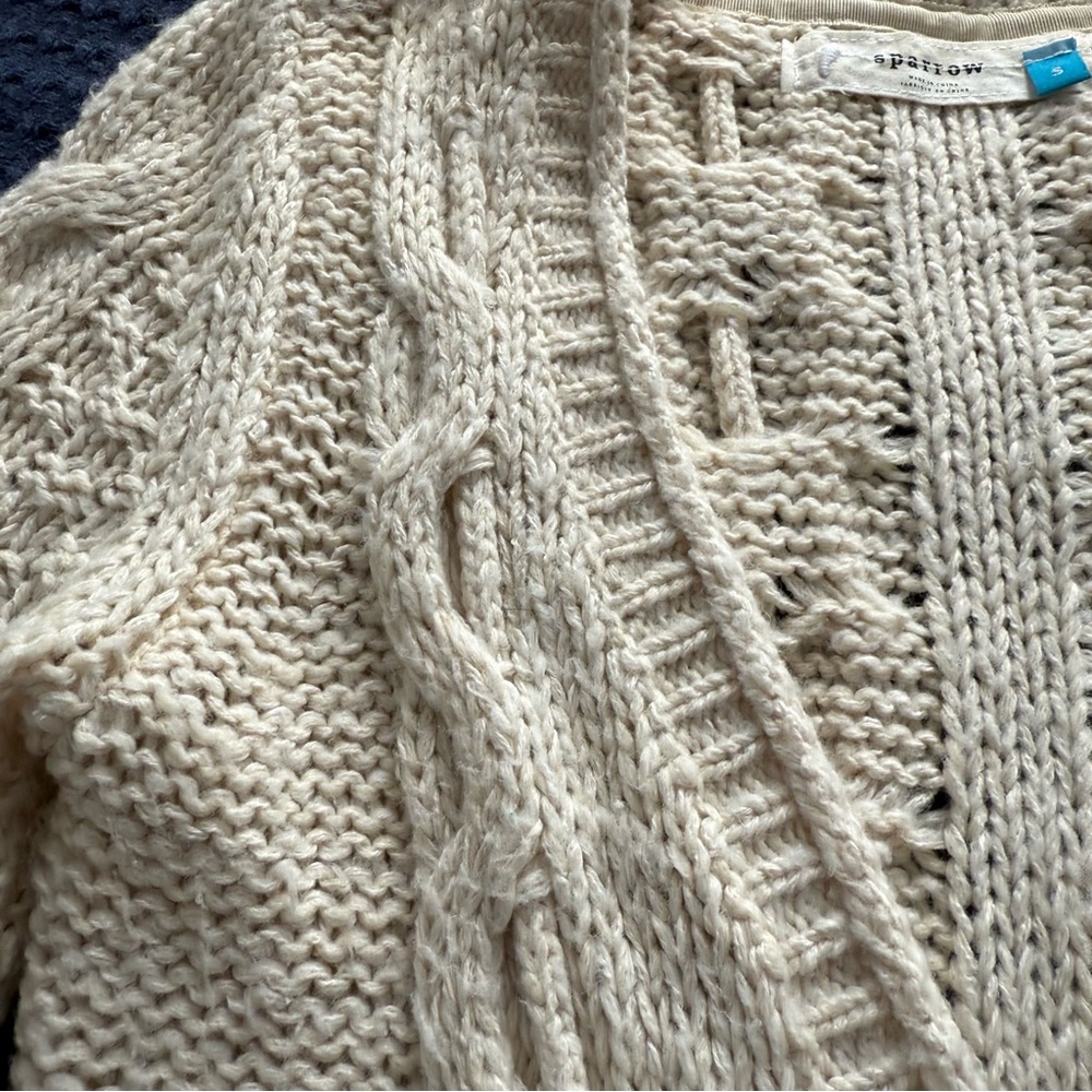 Cozy Cream Cable Knit Sweater - Picture 7 of 11